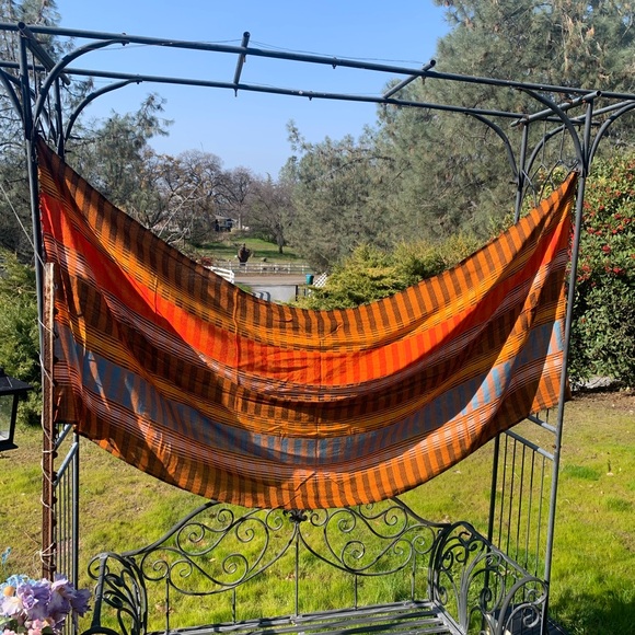 Shades of orange stripe print shawl/wrap , a great layering statement piece,HP25 - Picture 3 of 5